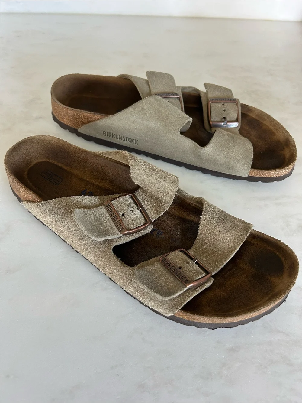 Birkenstock Arizona Soft Footbed Suede Taupe Size EU 42 Unisex